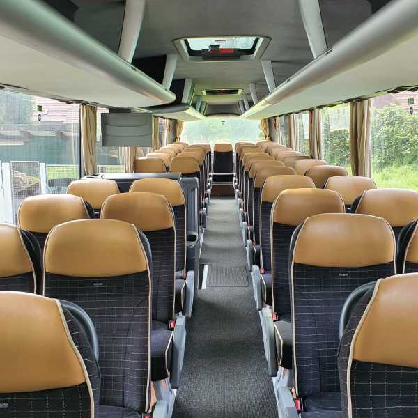 Innenausstattung des Busses